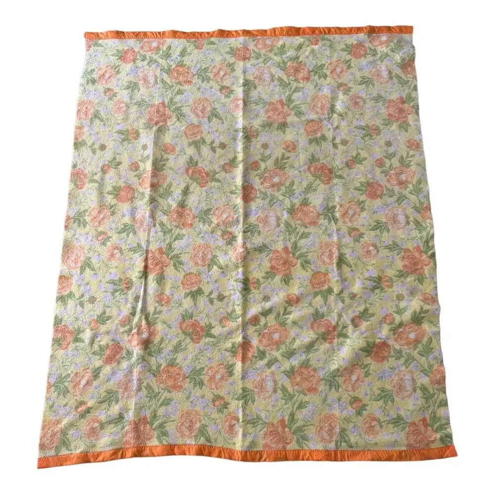 Pair of Vintage 60s-70s Chatham Esmon Floral Fiberwoven Blankets Satin Trim Full